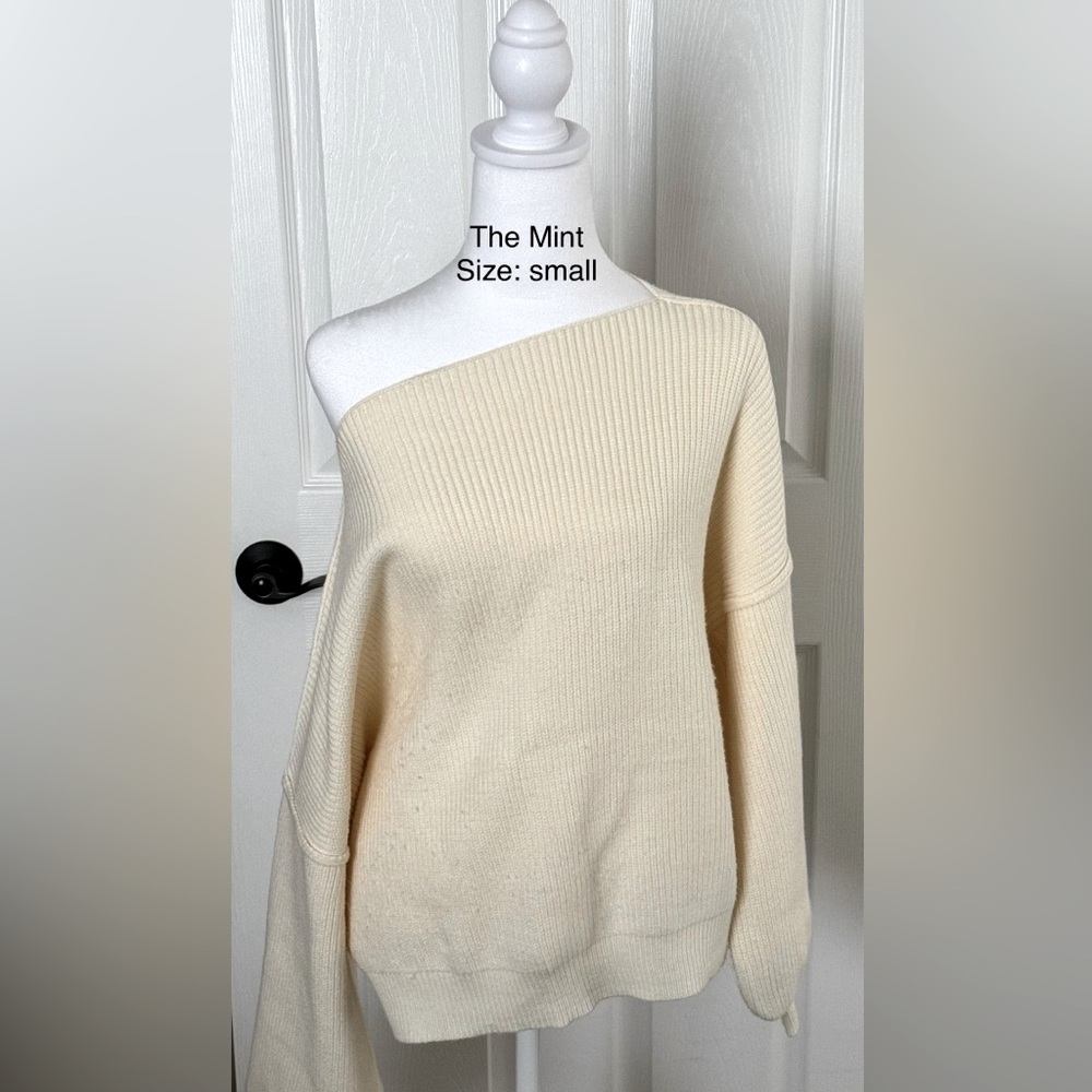 The Mint, size small off shoulder sweater